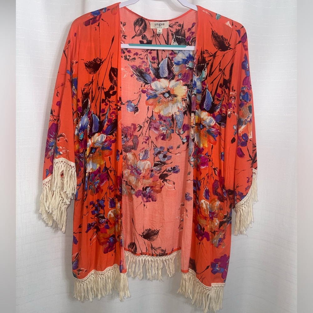 Umgee USA floral shaw/kimono size: M